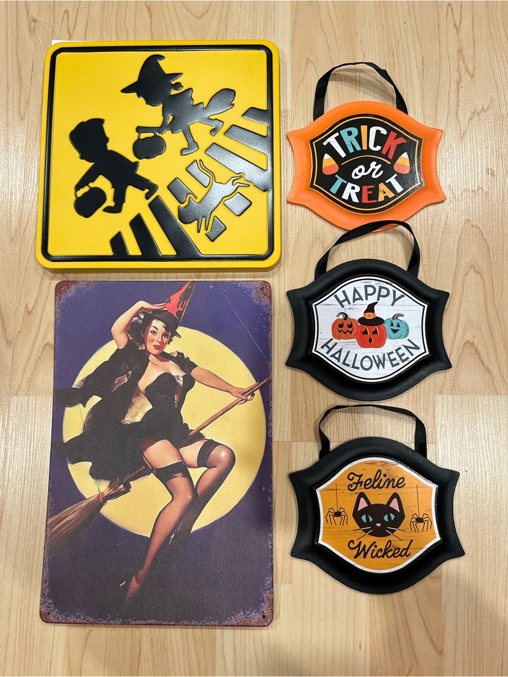 🎃 Halloween signs 🎃